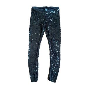HUE Sequined Leggings